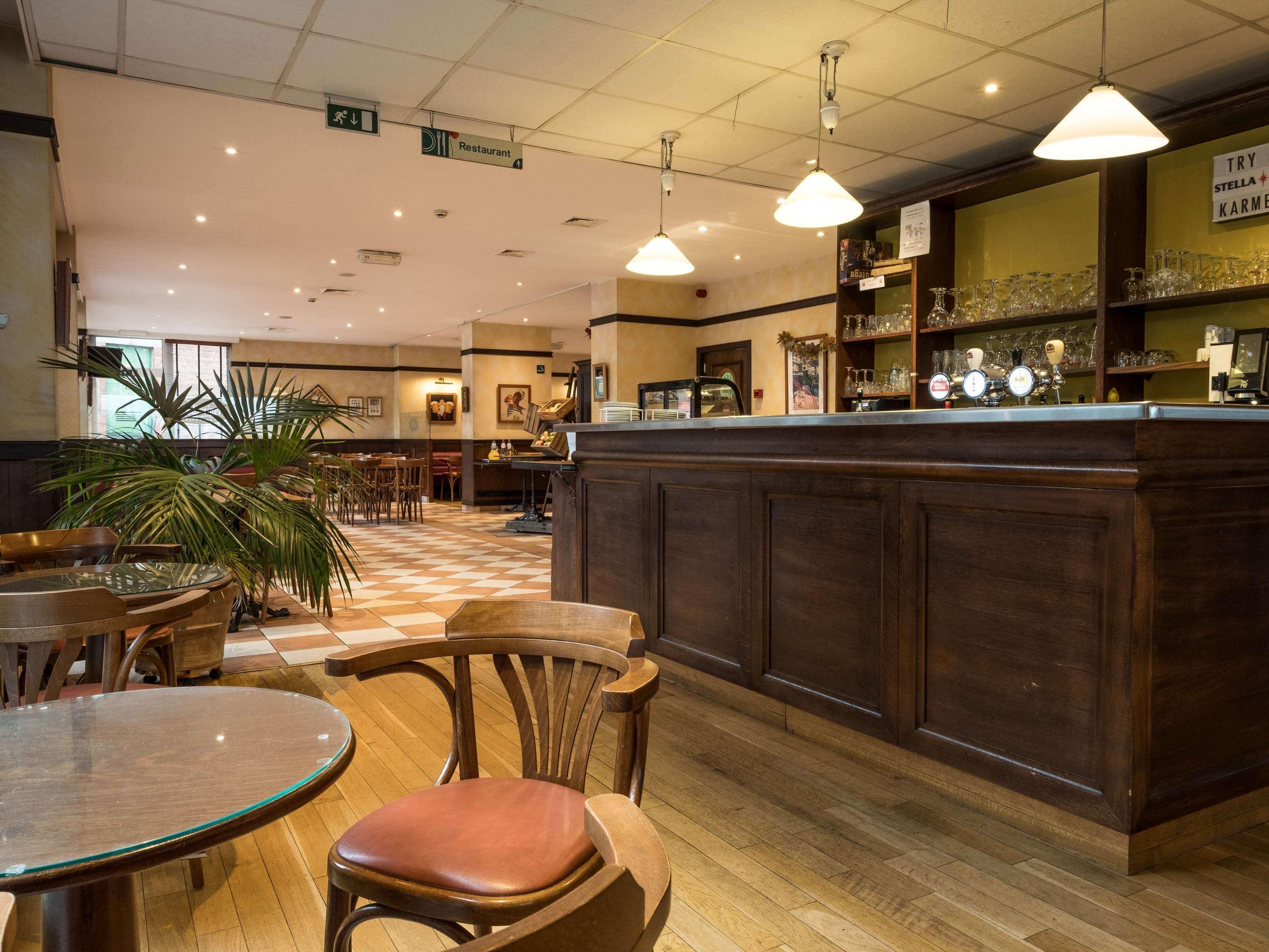 B&B Hotel Mons Gare Eksteriør billede
