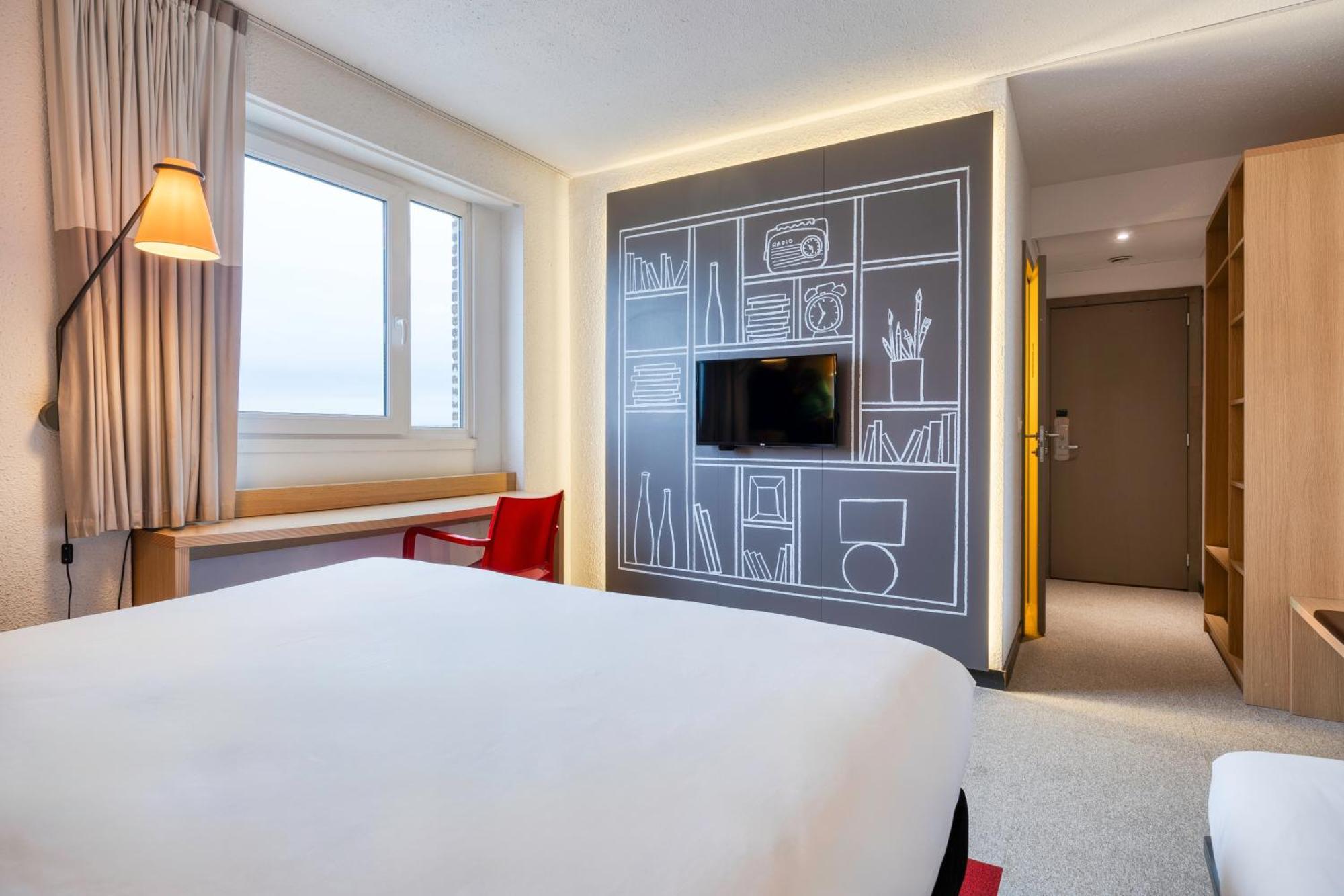B&B Hotel Mons Gare Eksteriør billede